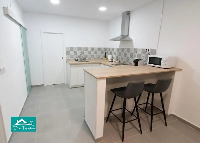 Don Francisco Apartment *